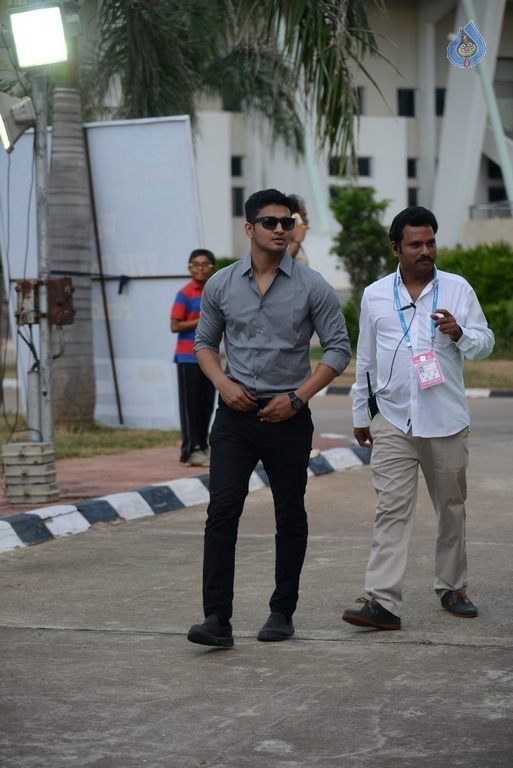 Telugu Titans Vs Bengal Warriors Kabaddi Match Photos - 53 / 78 photos
