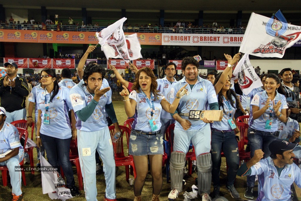 Telugu Warriors Vs Bhojpuri Dabanggs Match Photos - 30 / 77 photos