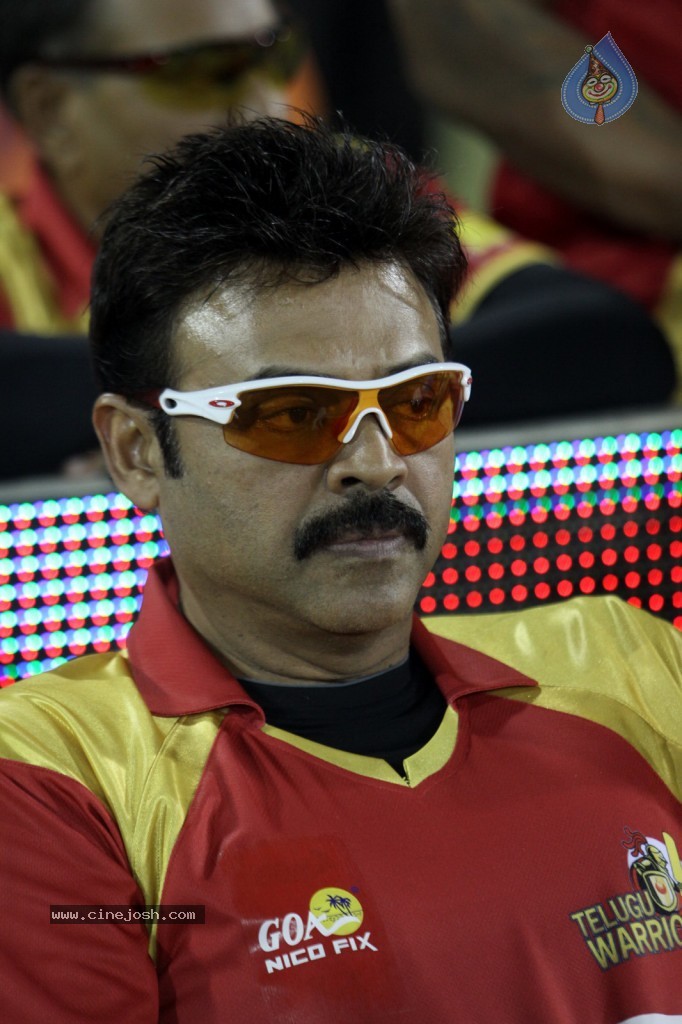 Telugu Warriors Vs Bhojpuri Dabanggs Match Photos - 70 / 77 photos