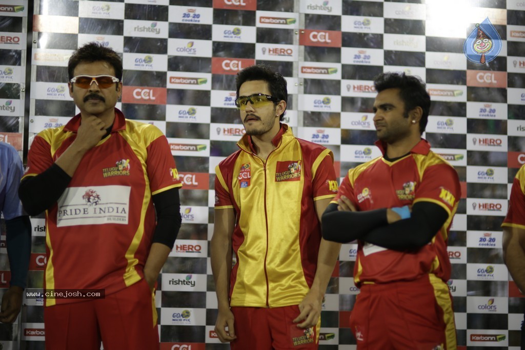 Telugu Warriors Vs Bhojpuri Dabangs Team Photos - 8 / 13 photos