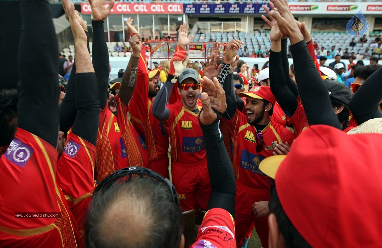 Telugu Warriors vs Chennai Rhinos Final Match Photos - 59 / 120 photos
