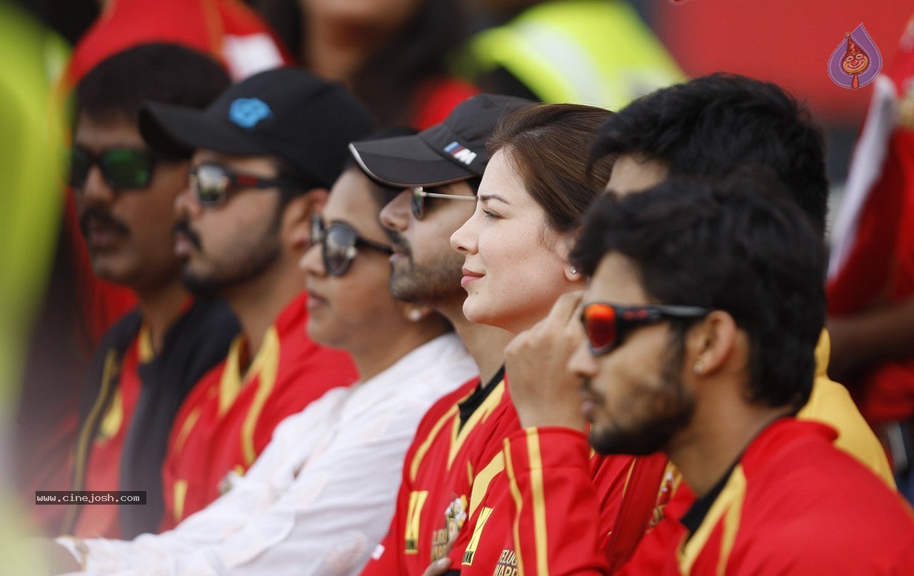 Telugu Warriors vs Chennai Rhinos Final Match Photos - 90 / 120 photos