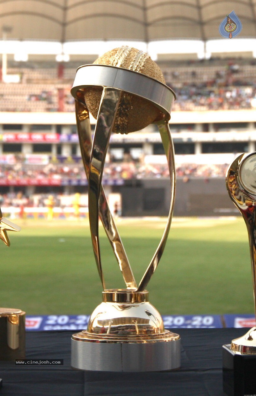 Telugu Warriors vs Chennai Rhinos Final Match Photos - 100 / 120 photos