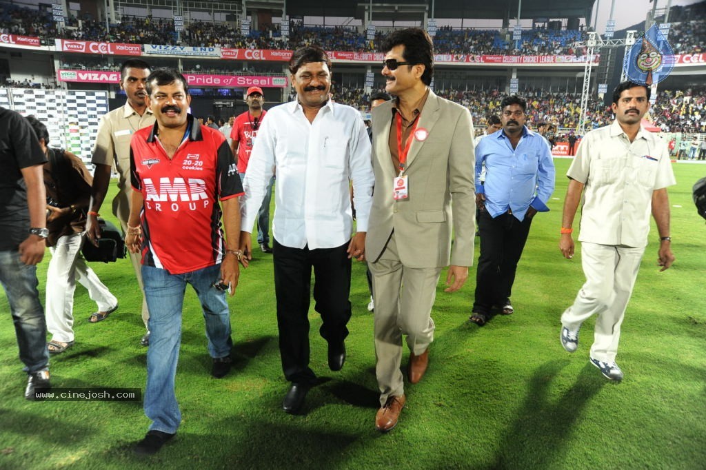 Telugu Warriors VS Chennai Rhinos Match  - 8 / 61 photos