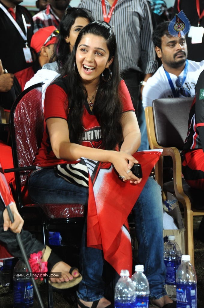Telugu Warriors VS Chennai Rhinos Match  - 9 / 61 photos
