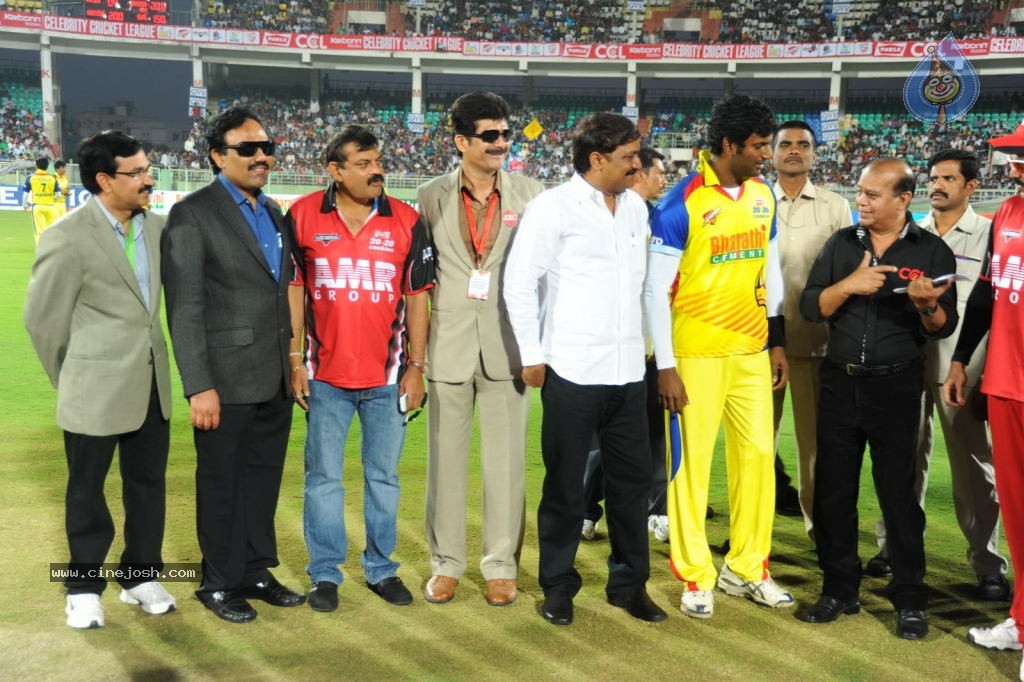Telugu Warriors VS Chennai Rhinos Match  - 23 / 61 photos
