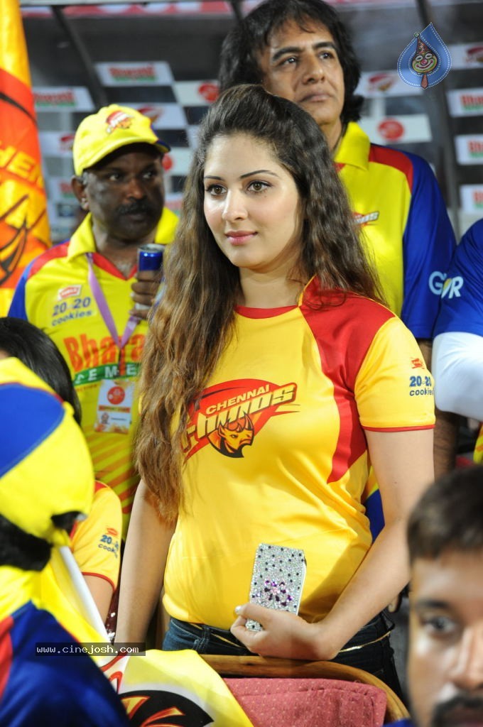 Telugu Warriors VS Chennai Rhinos Match  - 40 / 61 photos