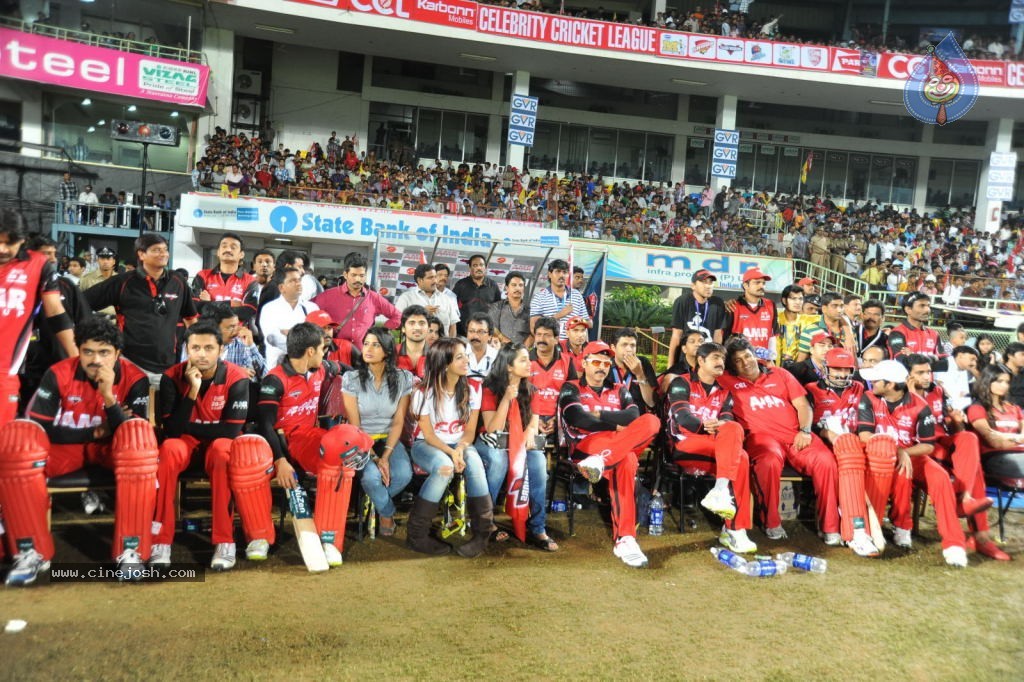 Telugu Warriors VS Chennai Rhinos Match Photos - 4 / 86 photos