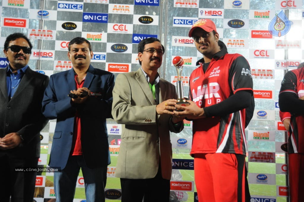 Telugu Warriors VS Chennai Rhinos Match Photos - 5 / 86 photos