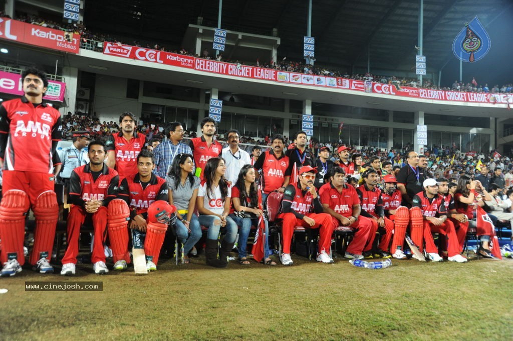 Telugu Warriors VS Chennai Rhinos Match Photos - 18 / 86 photos