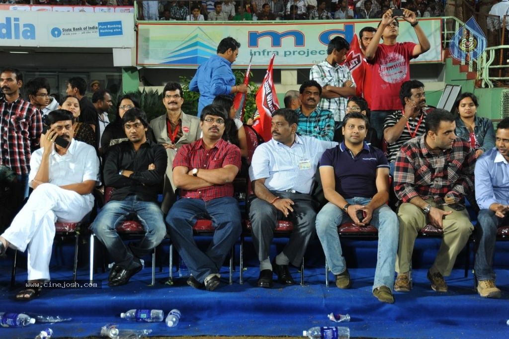 Telugu Warriors VS Chennai Rhinos Match Photos - 45 / 86 photos
