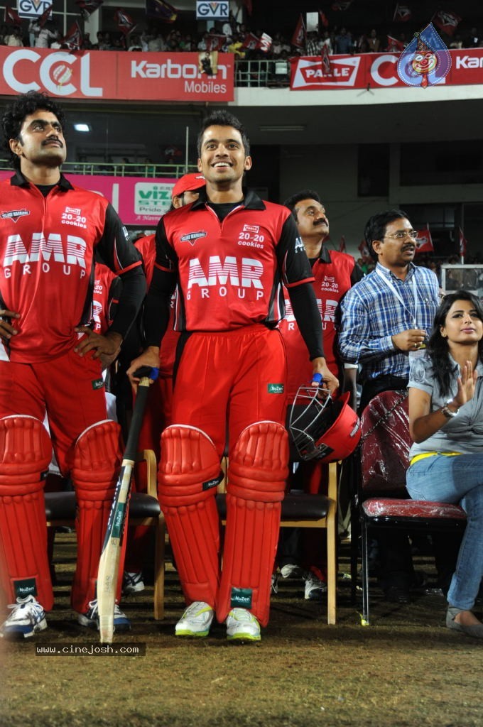 Telugu Warriors VS Chennai Rhinos Match Photos - 53 / 86 photos