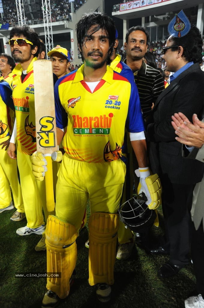 Telugu Warriors VS Chennai Rhinos Match Photos - 61 / 86 photos