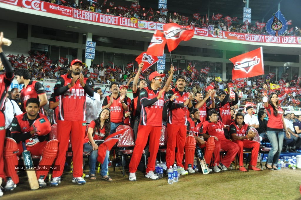 Telugu Warriors VS Chennai Rhinos Match Photos - 64 / 86 photos