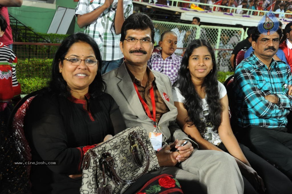 Telugu Warriors VS Chennai Rhinos Match Photos - 65 / 86 photos