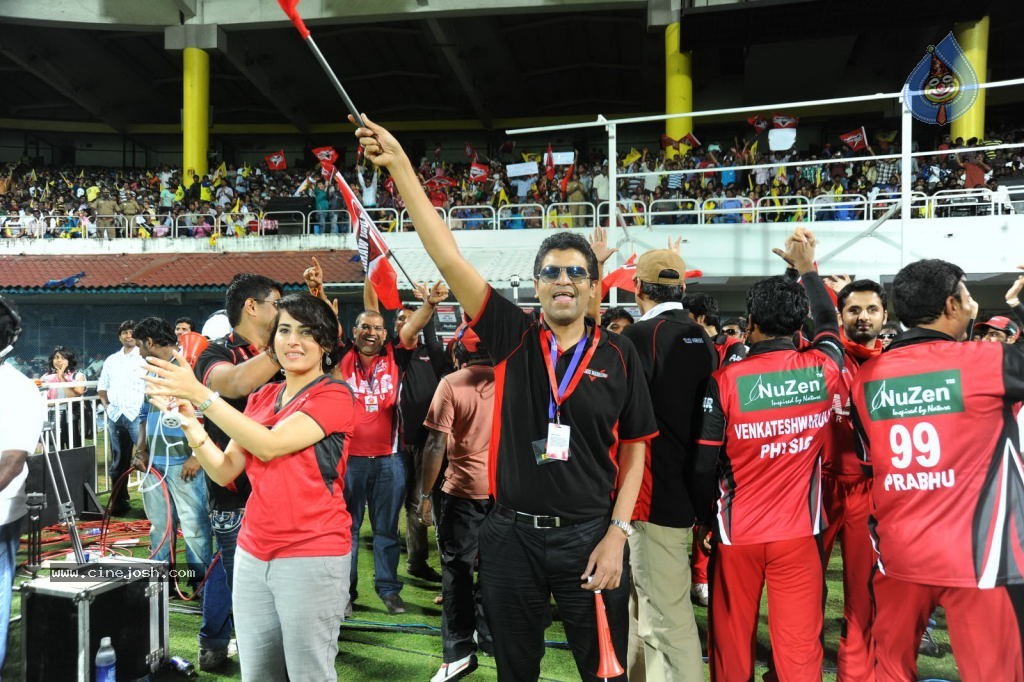 Chennai Rhinos VS Telugu Warriors  Semi Final Match - 48 / 96 photos