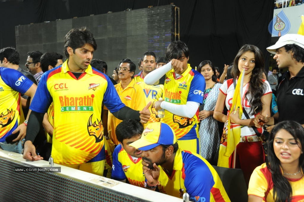 Chennai Rhinos VS Telugu Warriors  Semi Final Match - 51 / 96 photos