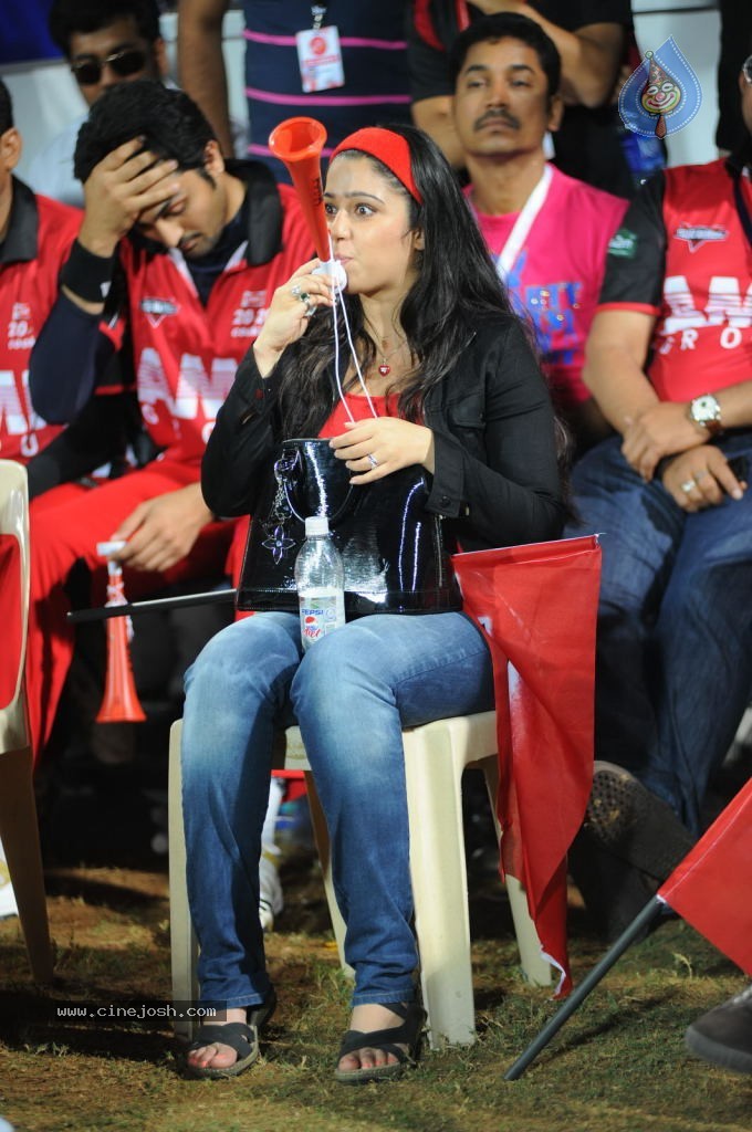 Chennai Rhinos VS Telugu Warriors  Semi Final Match - 55 / 96 photos