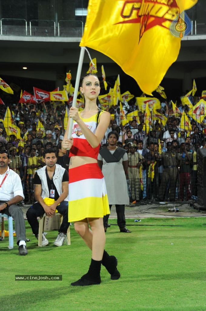 Chennai Rhinos VS Telugu Warriors  Semi Final Match - 57 / 96 photos