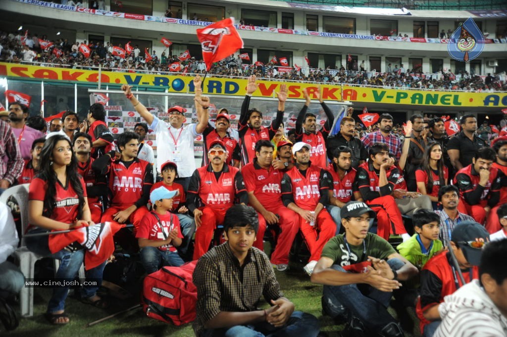 Telugu Warriors Vs Karnataka Bulldozers Match Photos 03 - 53 / 84 photos