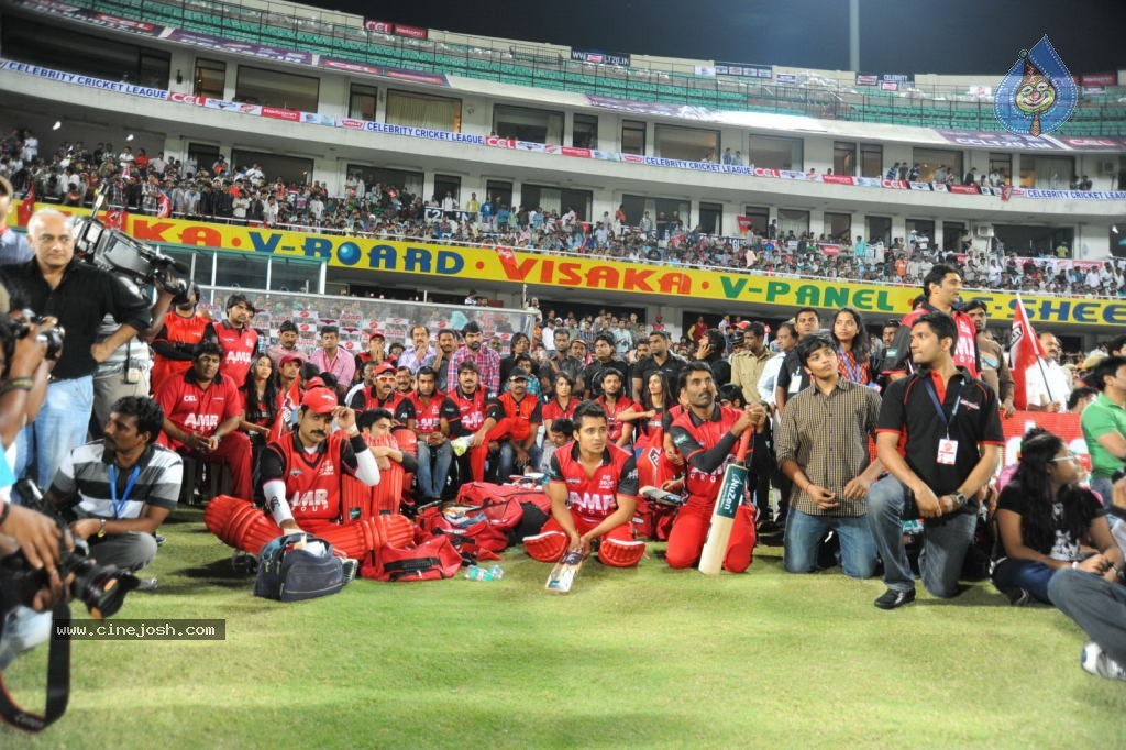 Telugu Warriors Vs Karnataka Bulldozers Match Photos 04 - 5 / 173 photos