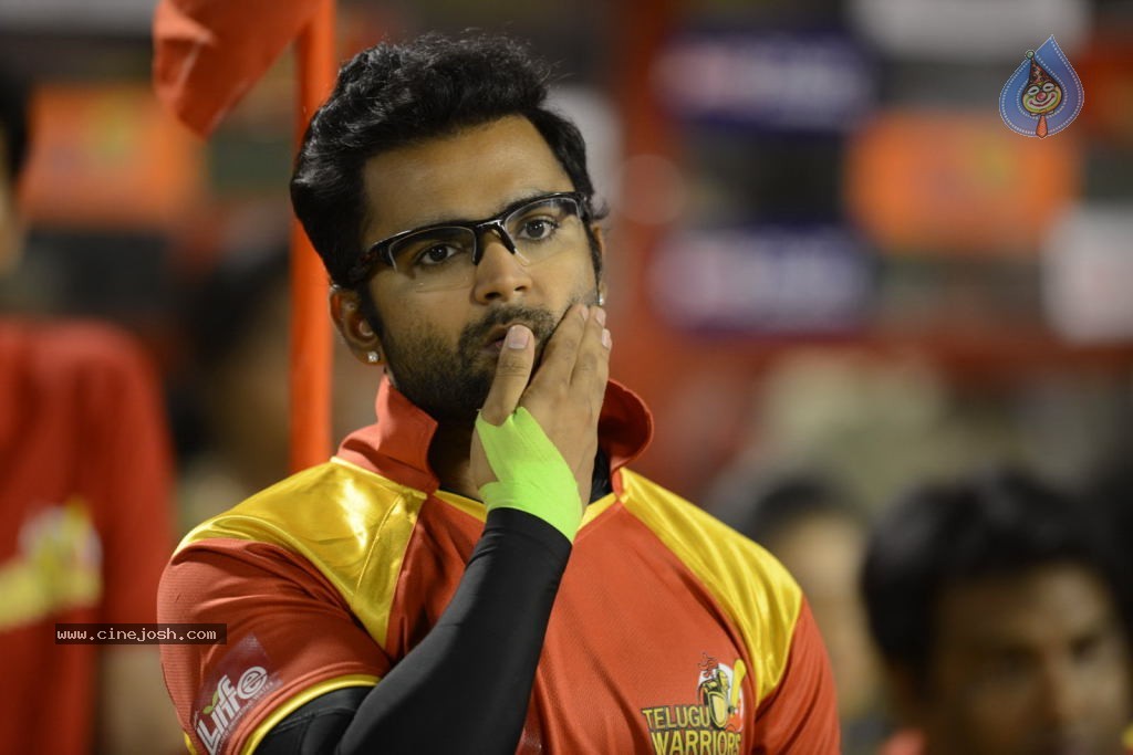 Telugu Warriors Vs Karnataka Bulldozers Match Stills - 5 / 190 photos