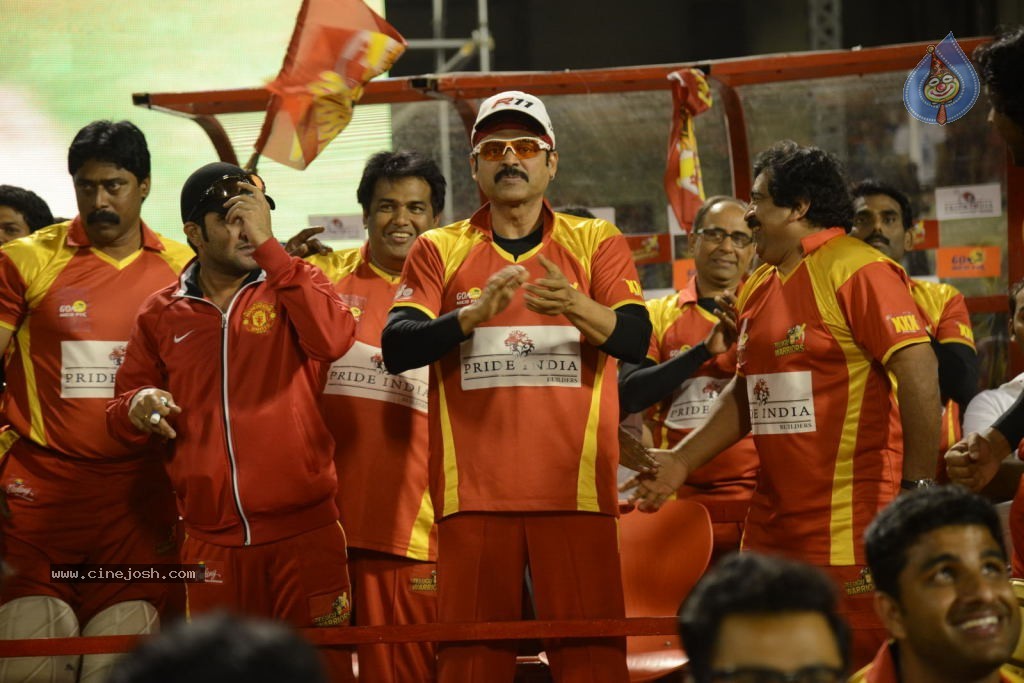Telugu Warriors Vs Karnataka Bulldozers Match Stills - 82 / 190 photos