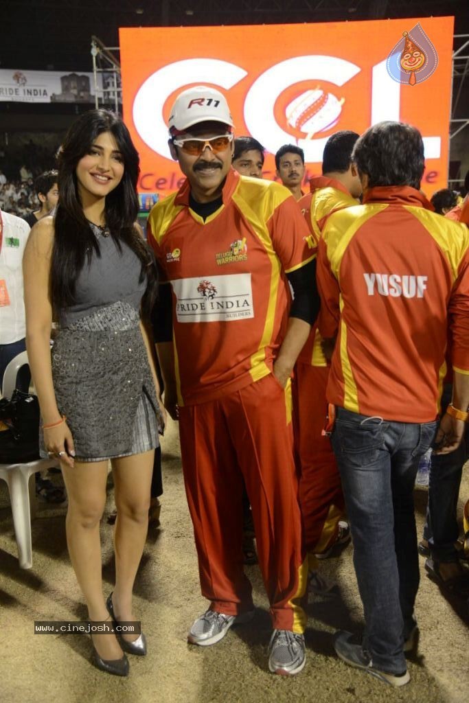 Telugu Warriors Vs Karnataka Bulldozers Match Stills - 90 / 190 photos