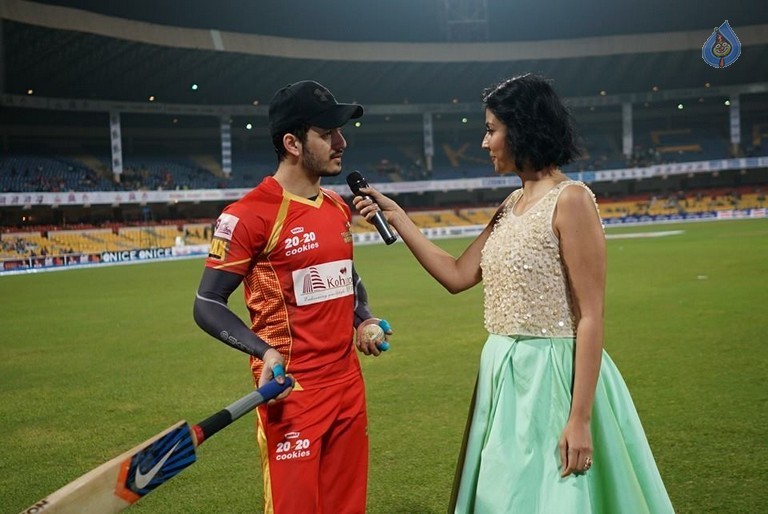 Telugu Warriors Vs Kerala Strikers Photo 17 of 20