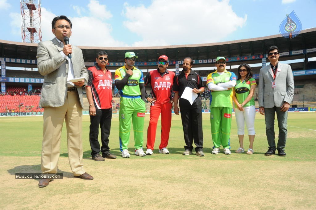 Telugu Warriors Vs Kerala Strikers Match Photos 01 - 5 / 91 photos