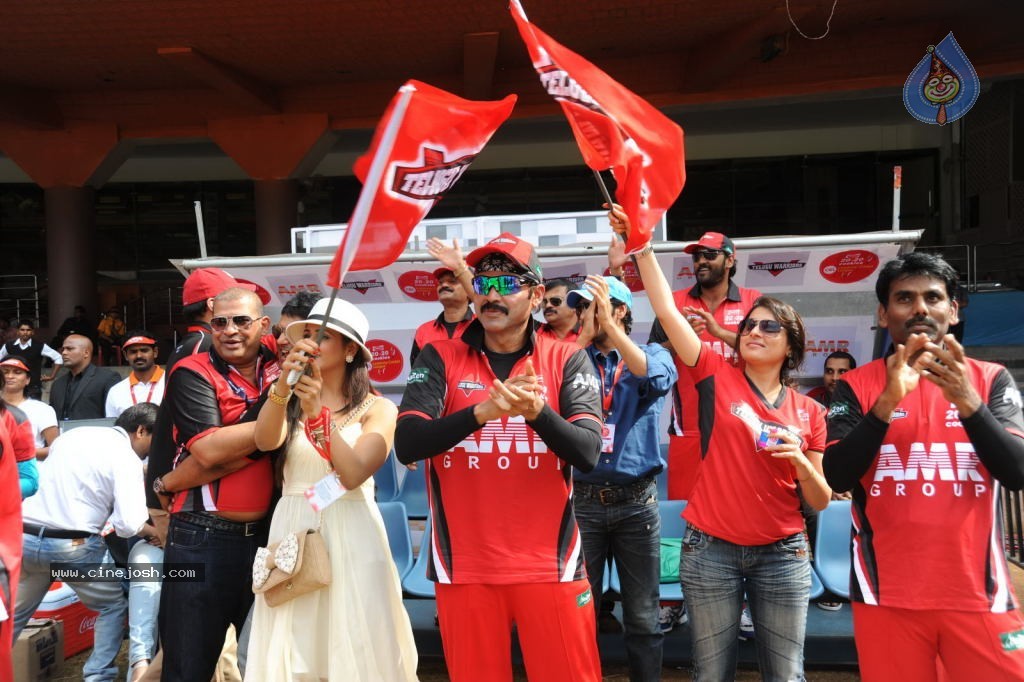 Telugu Warriors Vs Kerala Strikers Match Photos 02 - 80 / 114 photos