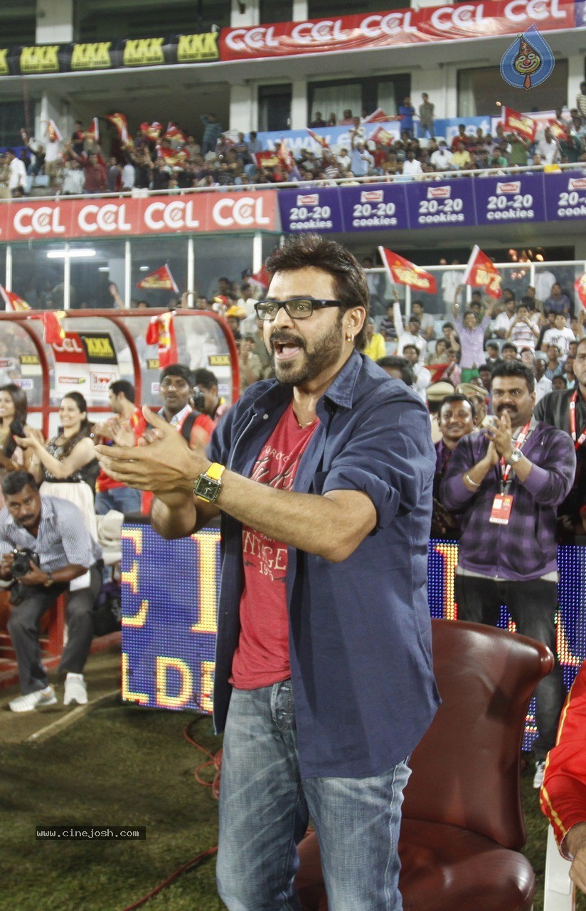 Telugu Warriors Vs Mumbai Heroes Match Photos - 55 / 150 photos