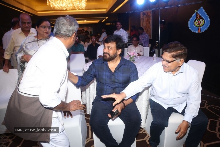 Tera Venuka Dasari Book Launched by Chiranjeevi - 60 / 61 photos