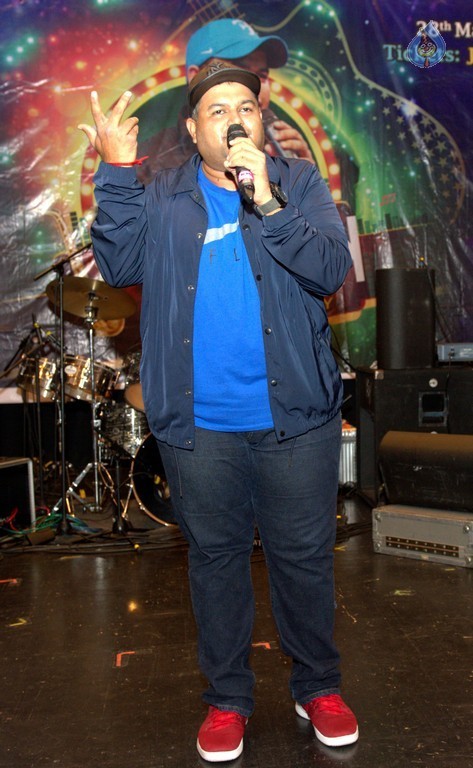 Thaman NJ Live Concert - 38 / 51 photos