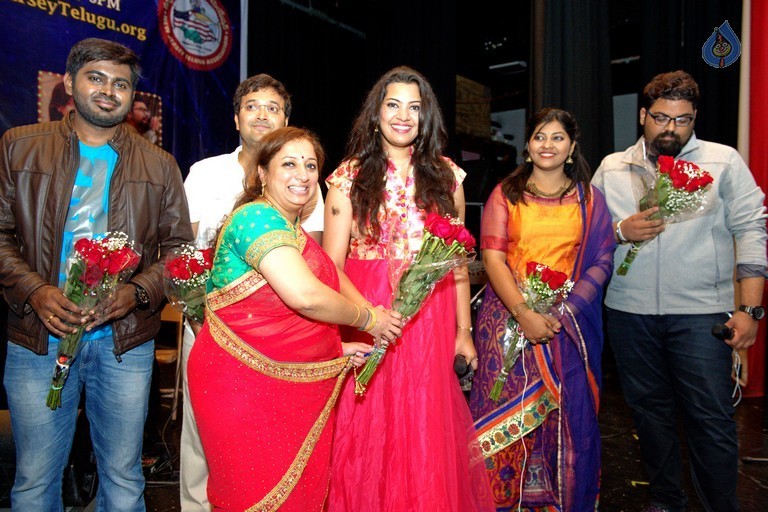 Thaman NJ Live Concert - 48 / 51 photos