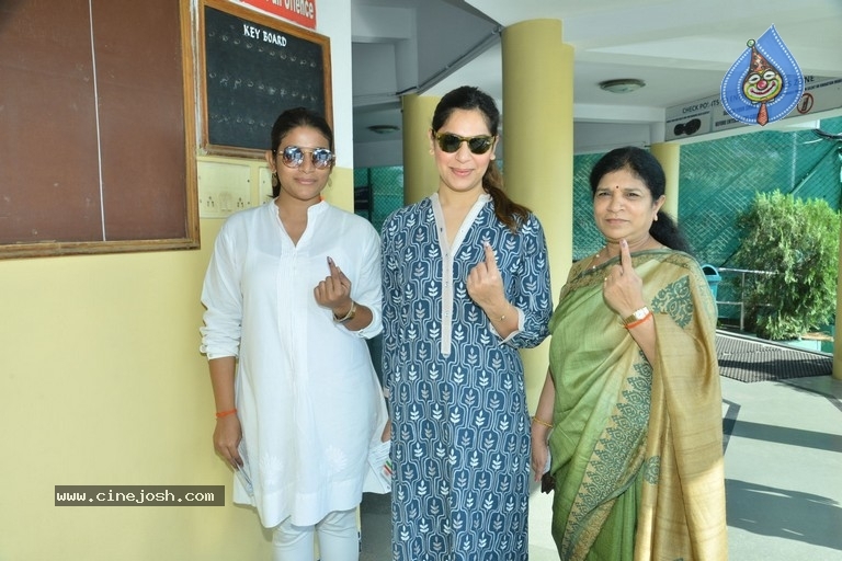 Tollywood Celebrities Cast Their Vote - 13 / 61 photos