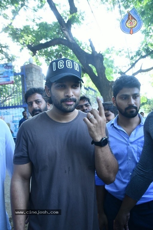 Tollywood Celebrities Cast Their Vote - 24 / 61 photos