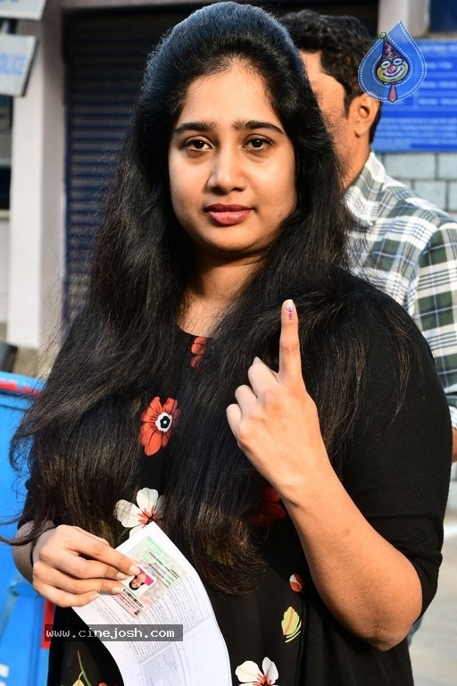 Tollywood Celebrities Cast their Votes  - 41 / 63 photos