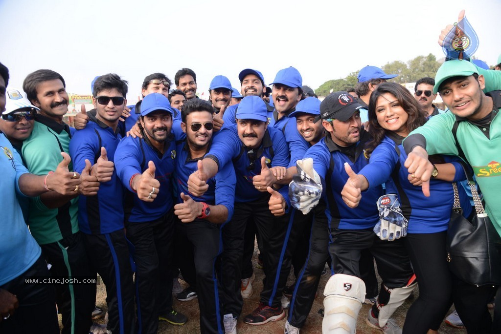 Tollywood Cricket Match in Vijayawada 01 - 9 / 163 photos