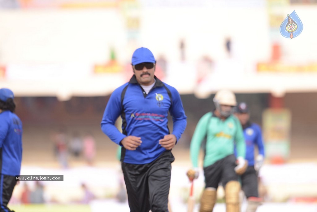 Tollywood Cricket Match in Vijayawada 01 - 19 / 163 photos