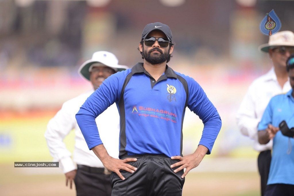 Tollywood Cricket Match in Vijayawada 01 - 29 / 163 photos
