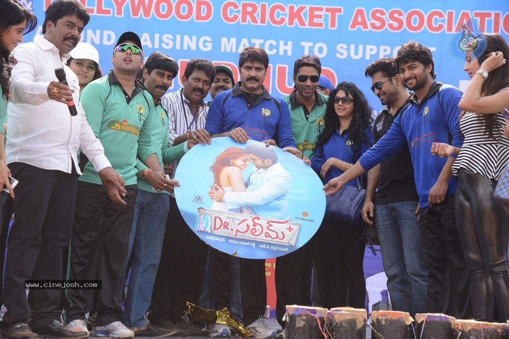 Tollywood Cricket Match in Vijayawada 01 - 91 / 163 photos