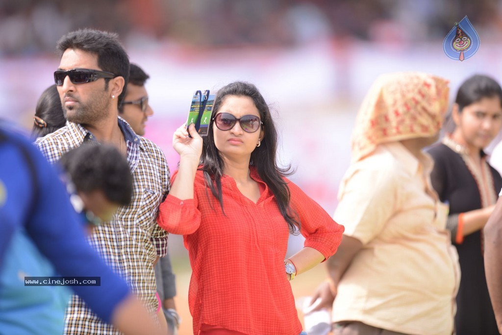 Tollywood Cricket Match in Vijayawada 01 - 133 / 163 photos