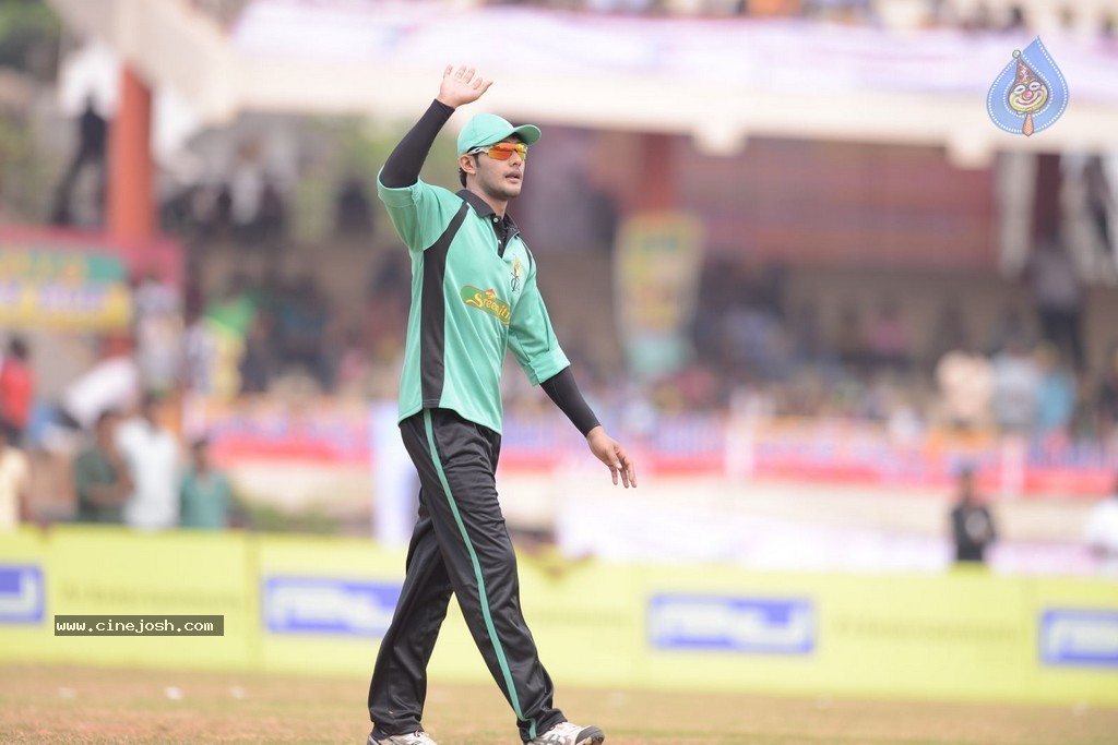 Tollywood Cricket Match in Vijayawada 01 - 163 / 163 photos