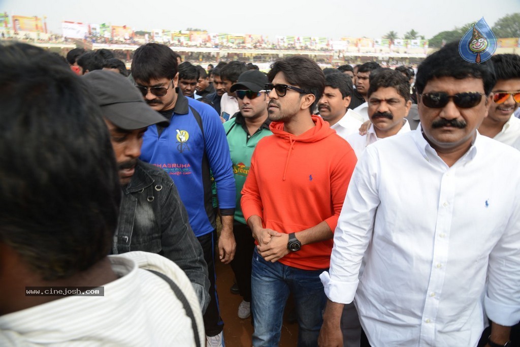 Tollywood Cricket Match in Vijayawada 02 - 6 / 53 photos