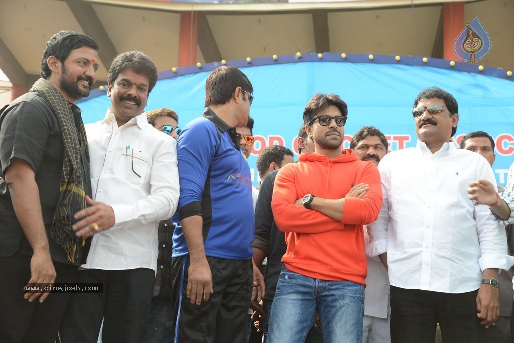 Tollywood Cricket Match in Vijayawada 02 - 8 / 53 photos