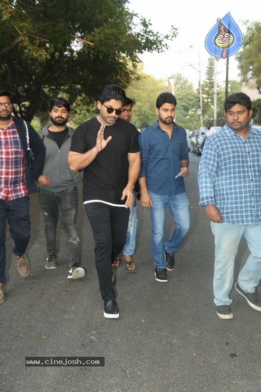 Tollywood Stars Cast their Votes 2018 - 102 / 103 photos