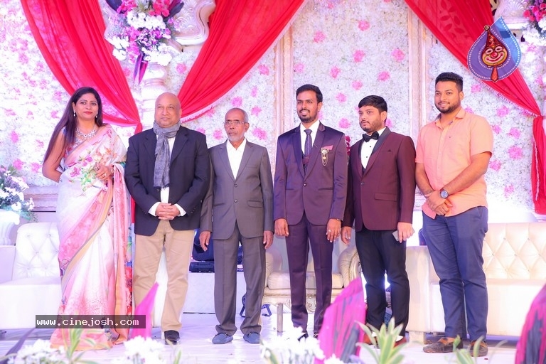 Top Celebrities at Syed Javed Ali Wedding Reception 02 - 2 / 60 photos