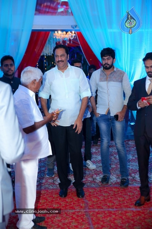 Top Celebrities at Syed Javed Ali Wedding Reception 02 - 18 / 60 photos