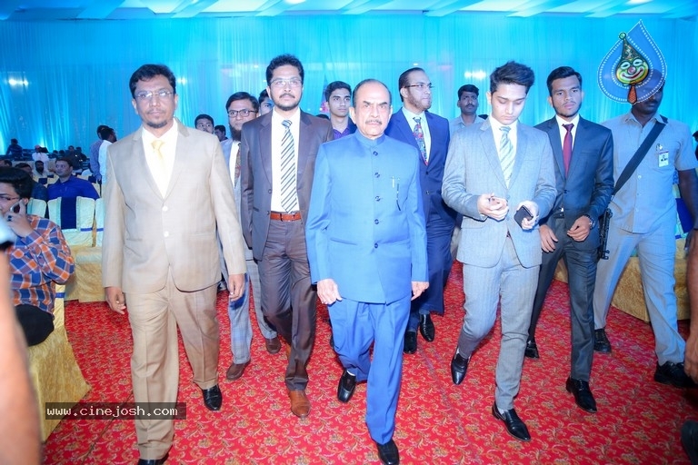 Top Celebrities at Syed Javed Ali Wedding Reception 02 - 31 / 60 photos